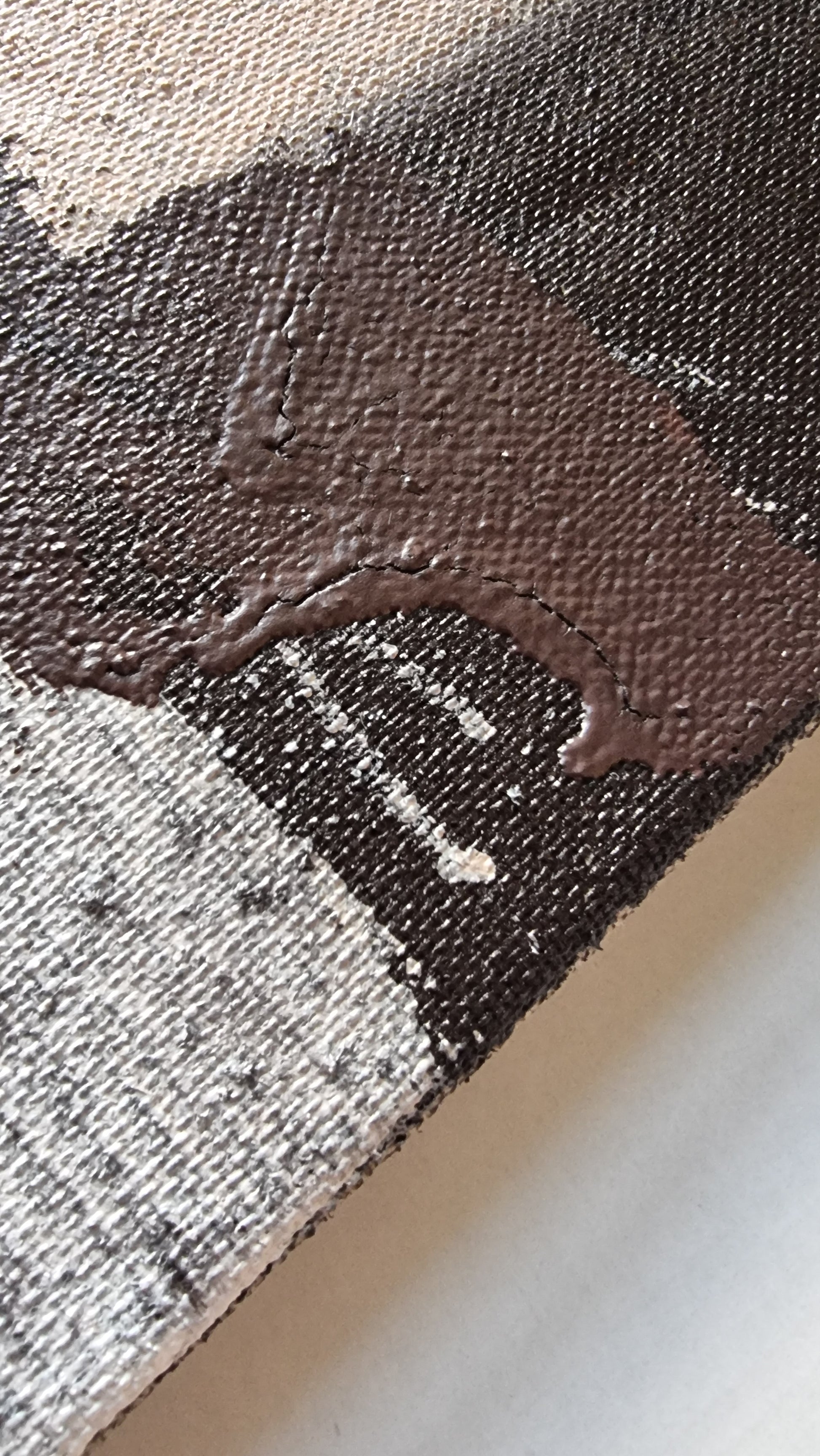 Abstrakta glezna Šokolāde, Brūnie toņi kā kakao pulveris.
Tas ir darbs, kas saka: “Apstājies. Izbaudi.”