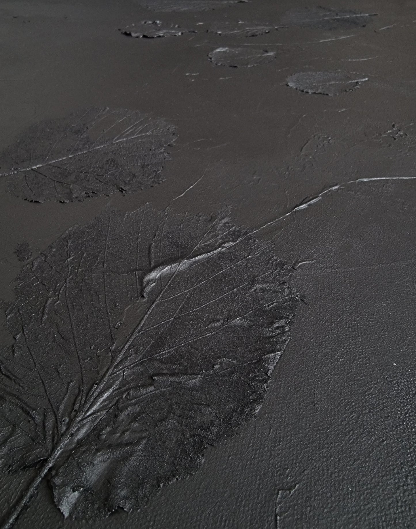 Sienas dekors LAPAS TUMSĀ