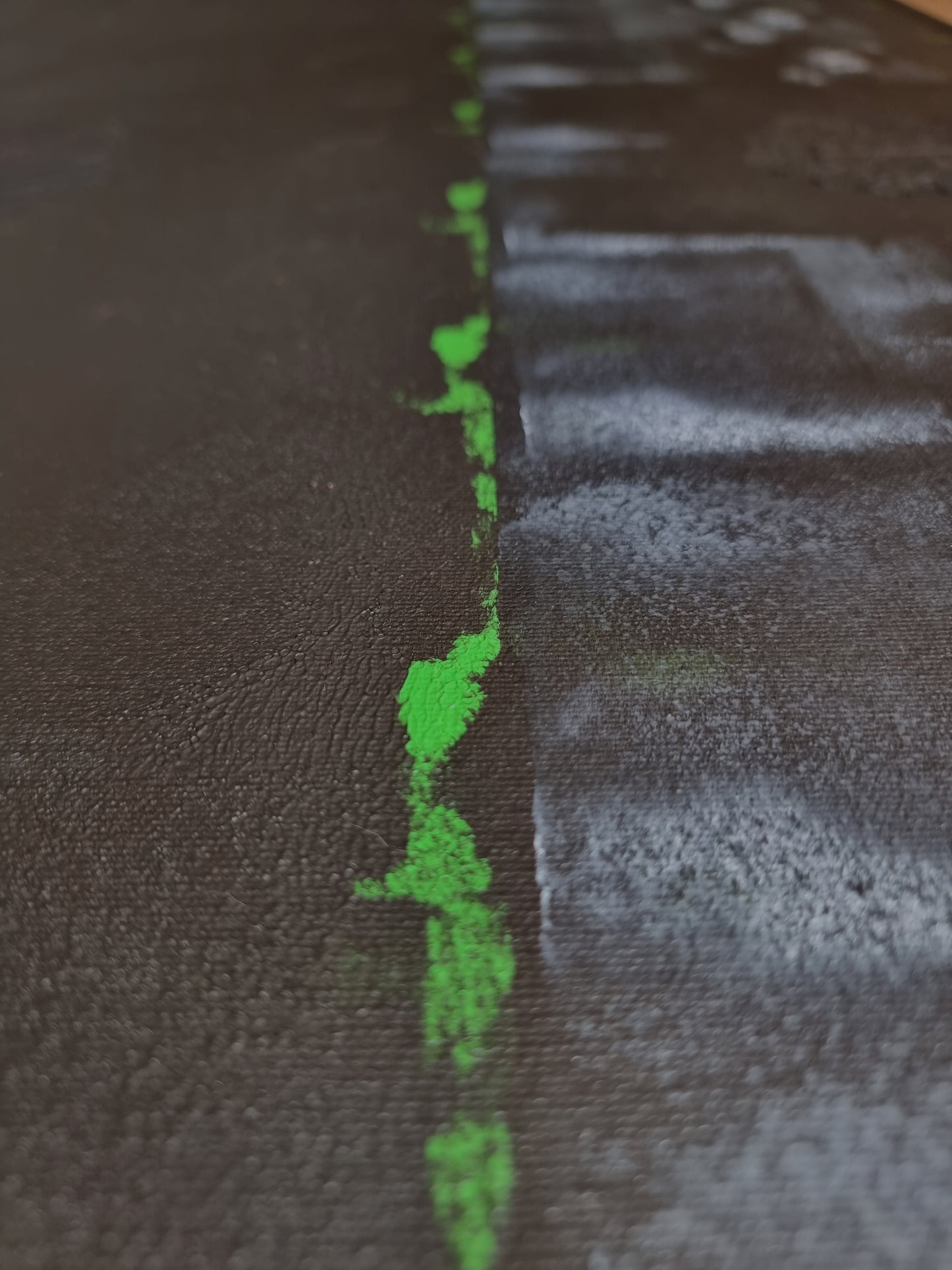 Sienas dekors LAPAS TUMSĀ